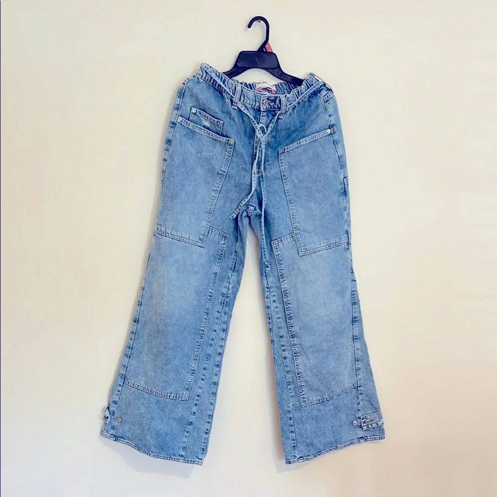 Free people CRVY outlaw Women's Light Blue Wide-Leg Jeans size Small NWOT - Picture 8 of 15